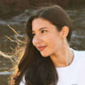 Meet your Posher, Sarina